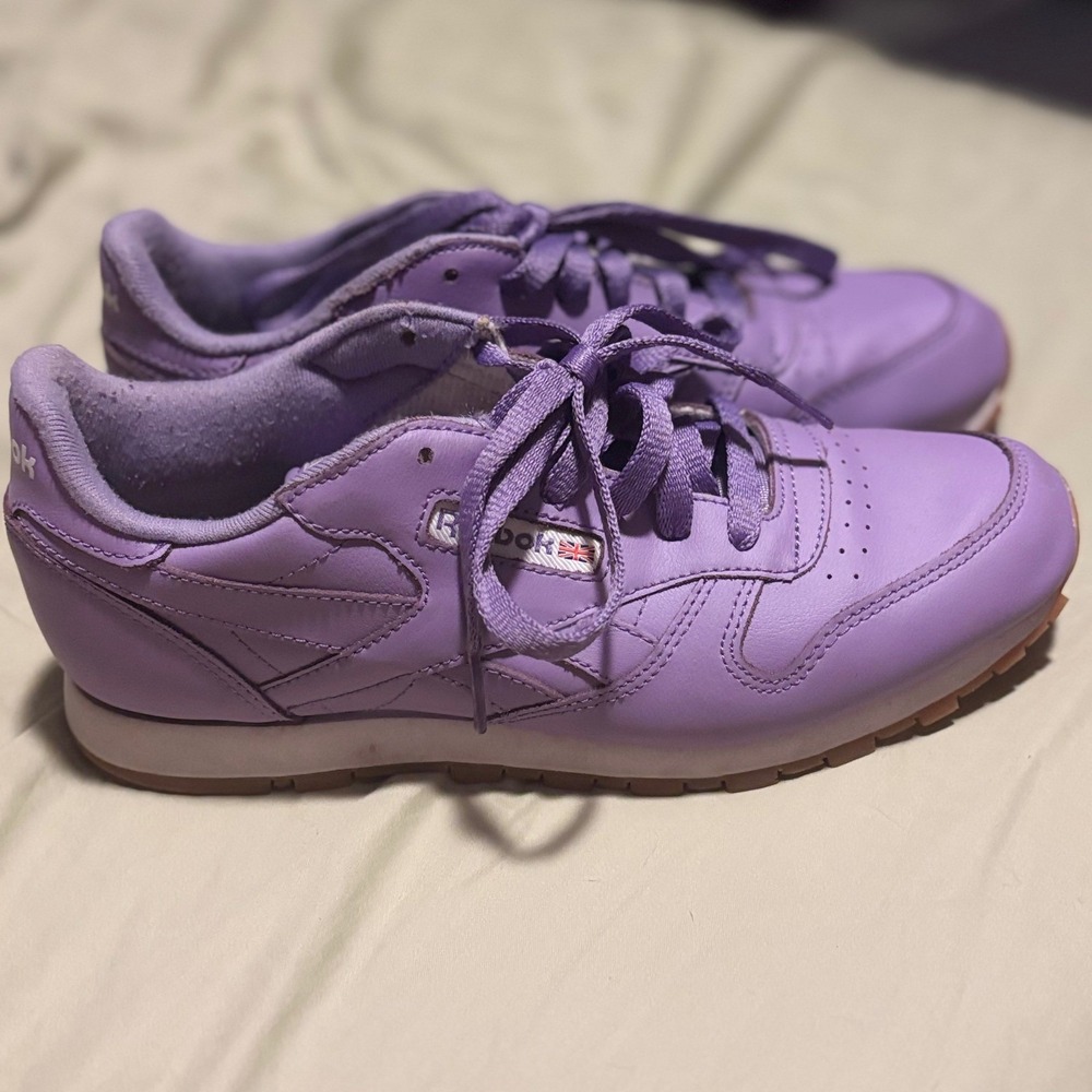 Reebok Classic Leather Purple Retro Sneakers Womens Size 6 Gum Sole Dopamine
